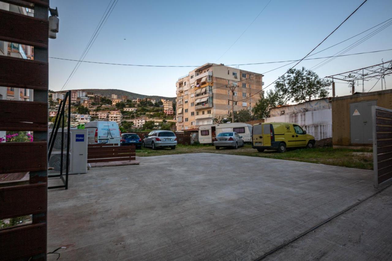 Mamma'S Apartments Sarandë Exterior foto